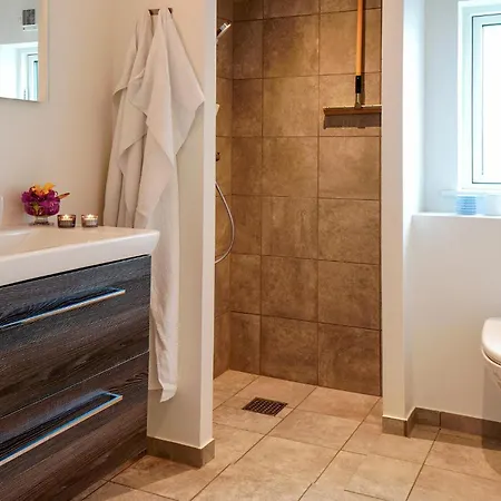 度假居 Beautiful Home In Haderslev With Sauna *
